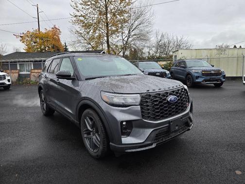 Carbonized Gray Metallic 2026 Ford Explorer ST