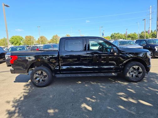 Agate Black Metallic 2025 Ford F-150 Lightning LARIAT
