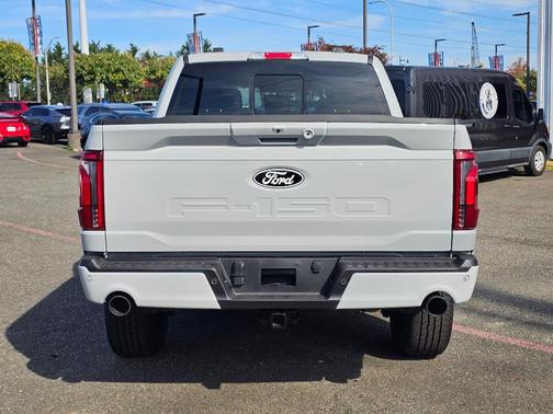 Avalanche 2026 Ford F-150 Lariat