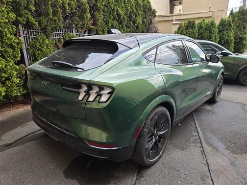 2025 Ford Mustang Mach-E GT