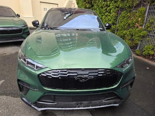 2025 Ford Mustang Mach-E GT