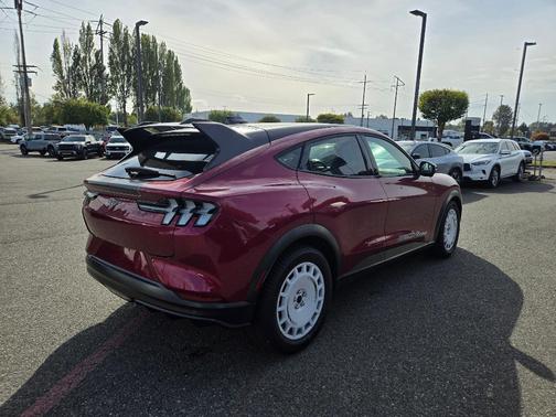 Molten 2025 Ford Mustang Mach-E GT