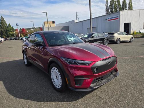 Molten 2025 Ford Mustang Mach-E GT