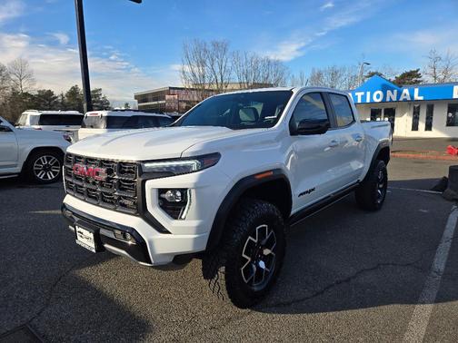 2024 GMC Canyon AT4X