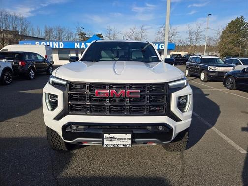 2024 GMC Canyon AT4X