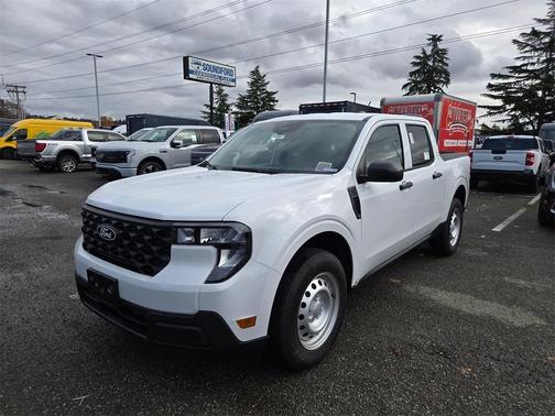 2025 Ford Maverick XL