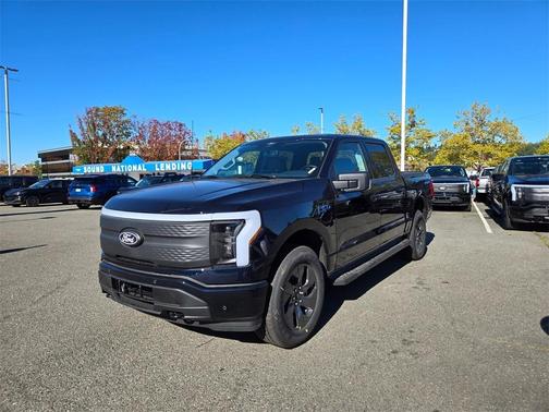 2025 Ford F-150 Lightning Flash