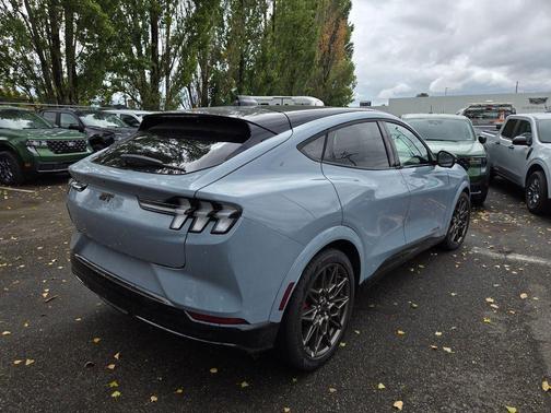 2025 Ford Mustang Mach-E GT