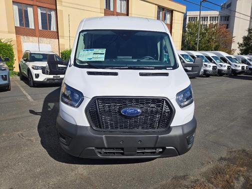 2025 Ford Transit-250 148 WB Medium Roof Cargo