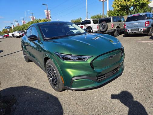 2025 Ford Mustang Mach-E Premium