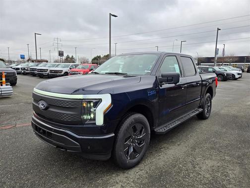2025 Ford F-150 Lightning Flash