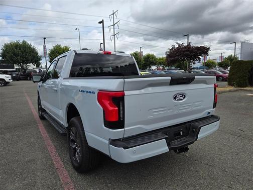 2025 Ford F-150 Lightning Flash