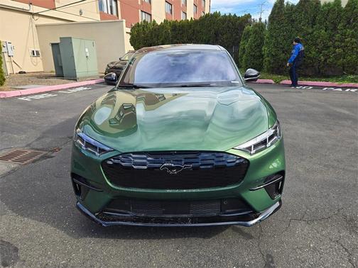 2025 Ford Mustang Mach-E GT