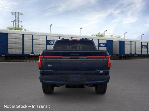 2025 Ford F-150 Lightning Platinum