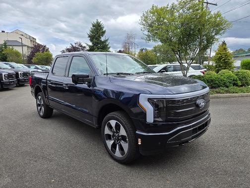 2025 Ford F-150 Lightning Platinum