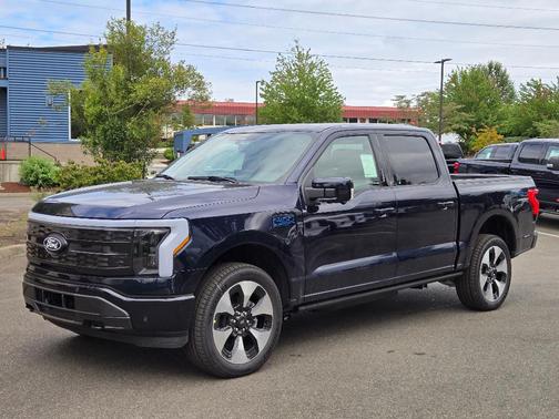2025 Ford F-150 Lightning Platinum