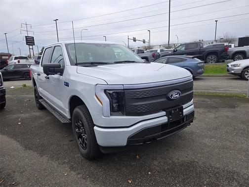 2025 Ford F-150 Lightning XLT