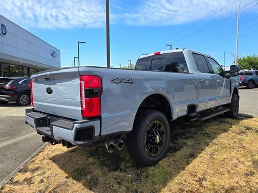 2025 Ford F-350 Lariat Super Duty