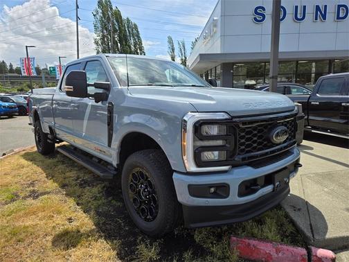 2025 Ford F-350 Lariat Super Duty