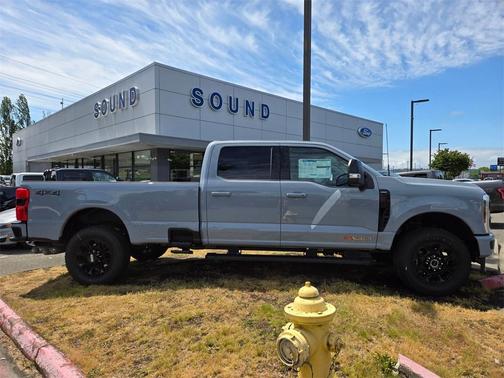2025 Ford F-350 Lariat Super Duty
