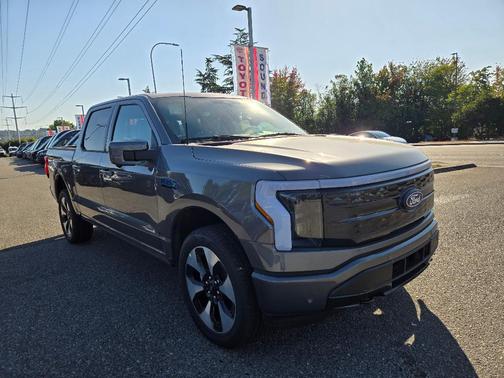 2025 Ford F-150 Lightning Platinum
