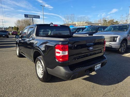 2025 Ford Maverick XL