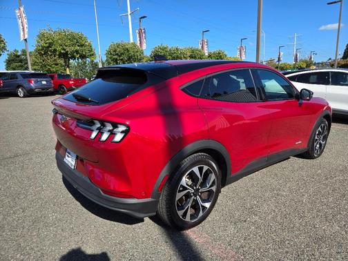 2024 Ford Mustang Mach-E Select