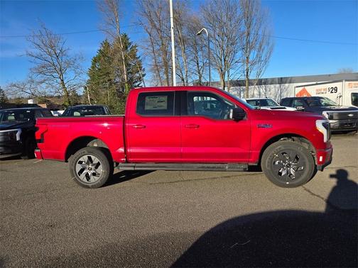 2025 Ford F-150 Lightning Flash