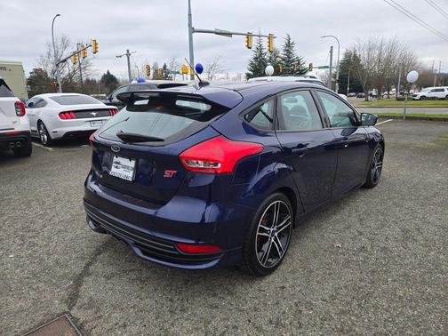 2016 Ford Focus ST Base