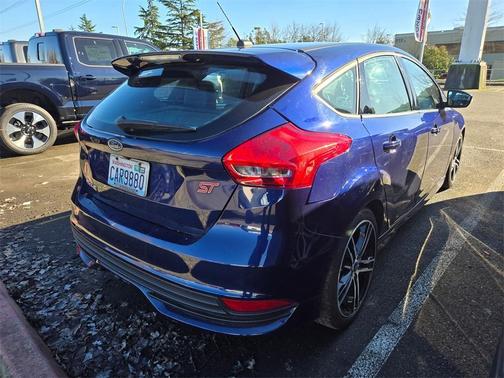 2016 Ford Focus ST Base