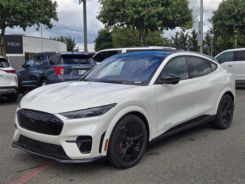 2025 Ford Mustang Mach-E GT