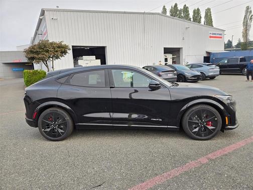 2025 Ford Mustang Mach-E GT
