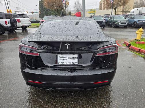 2021 Tesla Model S Plaid