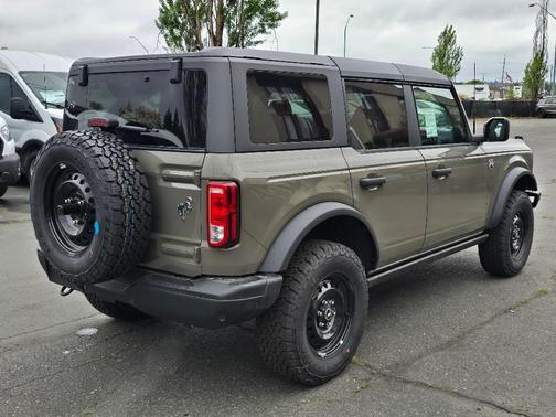 Gray 2026 Ford Bronco Big Bend