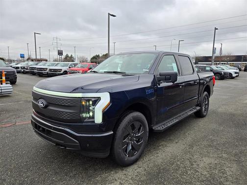 2025 Ford F-150 Lightning Flash