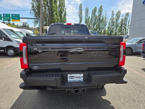 2025 Ford F-350 Platinum