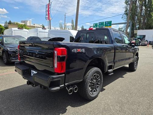 2025 Ford F-350 Platinum