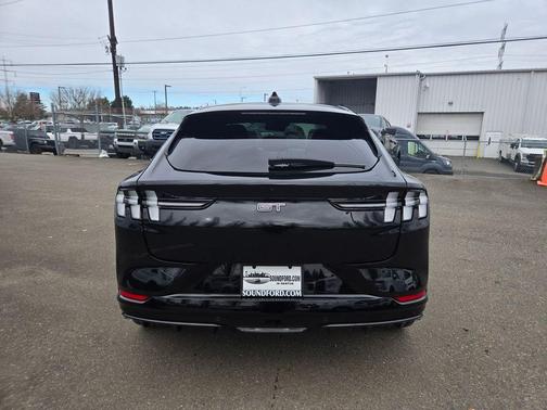 2025 Ford Mustang Mach-E GT