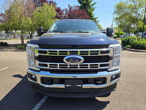 2025 Ford F-350 XLT