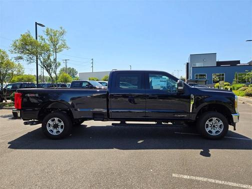 2025 Ford F-350 XLT