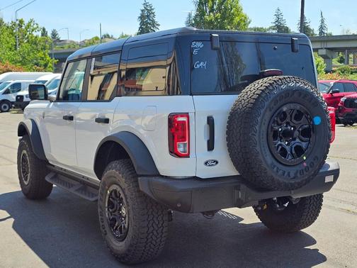 Oxford White 2026 Ford Bronco Big Bend