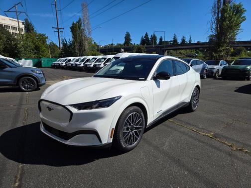 Star White 2025 Ford Mustang Mach-E Premium