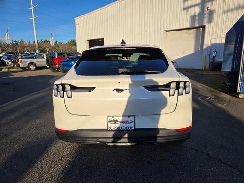 2025 Ford Mustang Mach-E Select