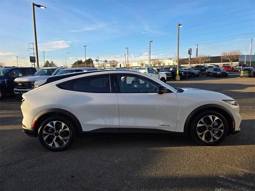 2025 Ford Mustang Mach-E Select