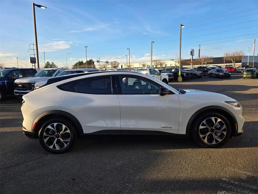 2025 Ford Mustang Mach-E Select