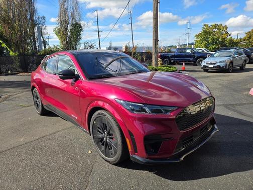 Molten 2025 Ford Mustang Mach-E GT