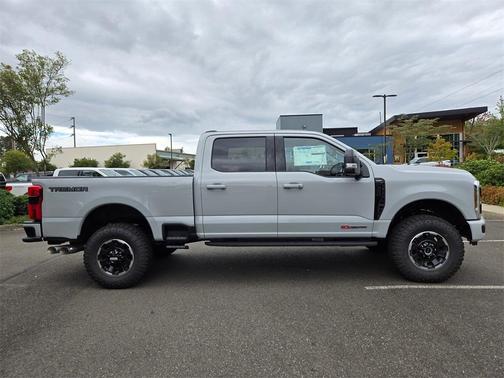 2025 Ford F-350 Lariat Super Duty