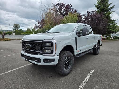2025 Ford F-350 Lariat Super Duty