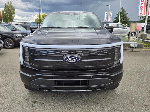 Agate Black Metallic 2025 Ford F-150 Lightning Platinum