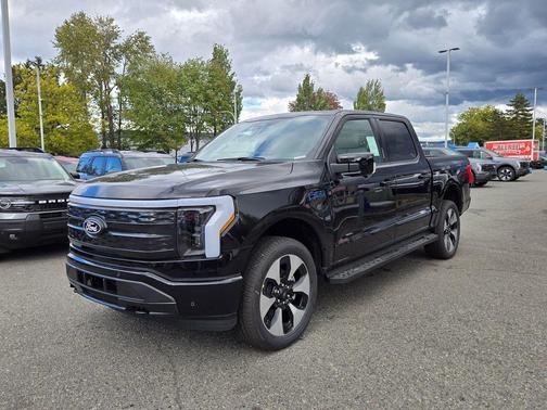 2025 Ford F-150 Lightning Platinum